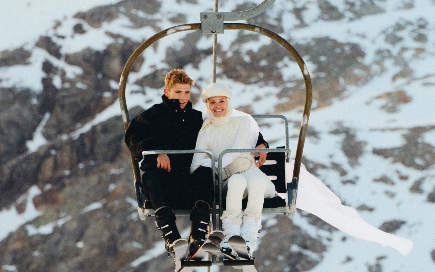 Jacquemus x Nike: Horské eleganci začíná nová éra