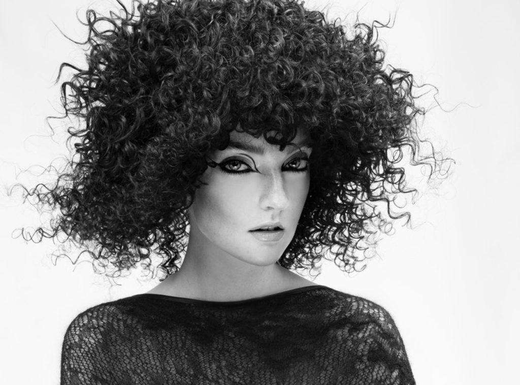 Toni&Guy představuje kolekci účesů – Touch of Darkness